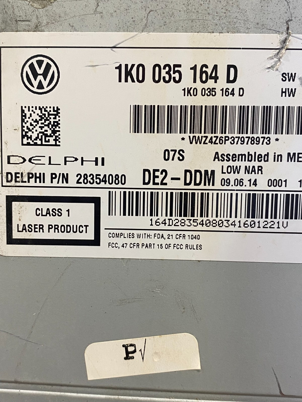 2011 to 2014 Volkswagen Passat Jetta Radio CD Player AM/FM AE4762 DG6