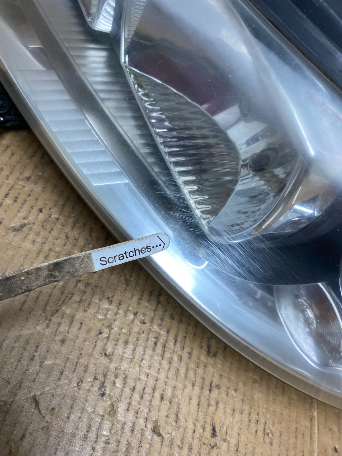 2005 to 2009 Volvo S60 Left Halogen Driver Side Headlight AE0462 DW3