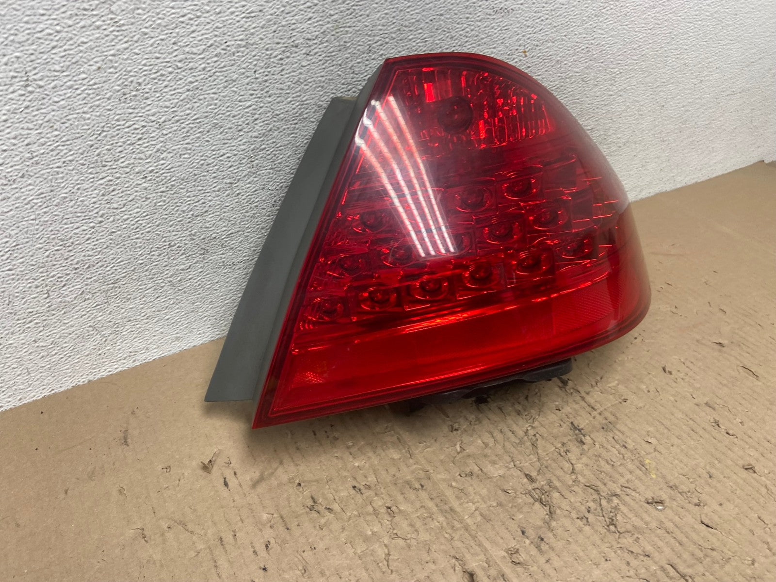 2006 - 2007 Honda Accord Right Passenger Side Tail light AF7072 LK2