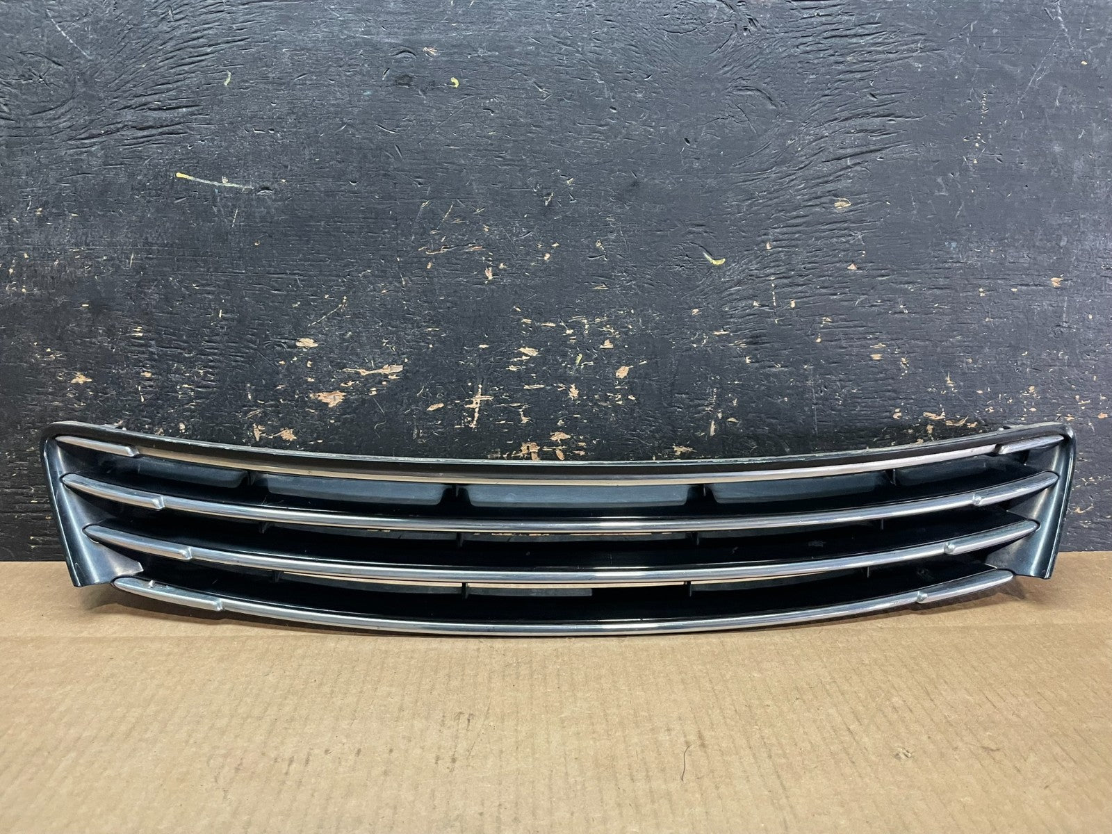 2004 Lexus ES330 Front Upper Grill Grille OEM  AA9123 DG0