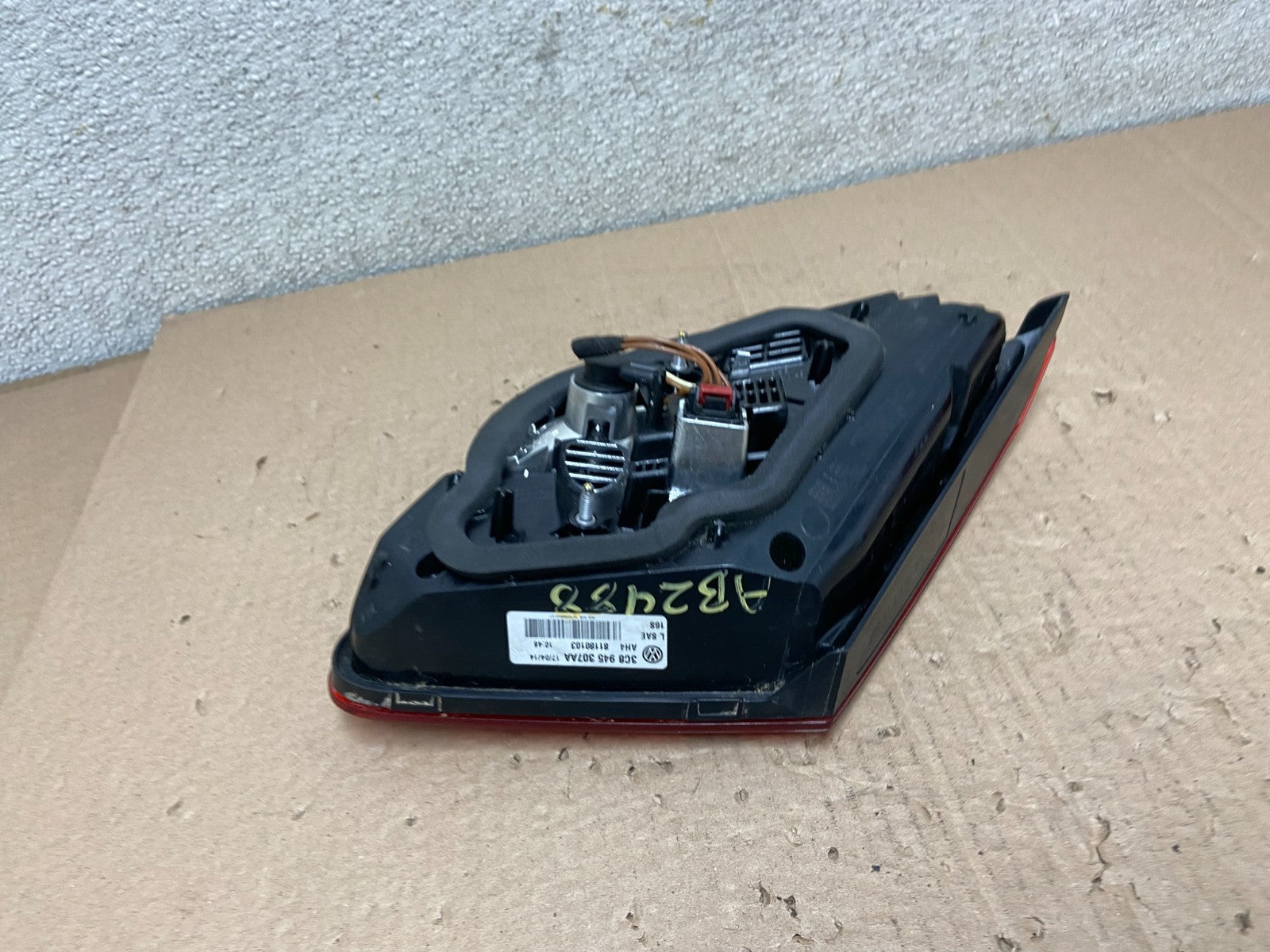 2013 - 2017 Volkswagen CC Left Driver LH Side Inner Tail Light AB2488 LK5