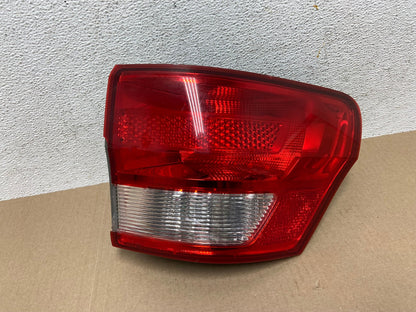 2011-2013 Jeep Grand Cherokee Right Passenger Side Rh Tail Light AE6909 LK0