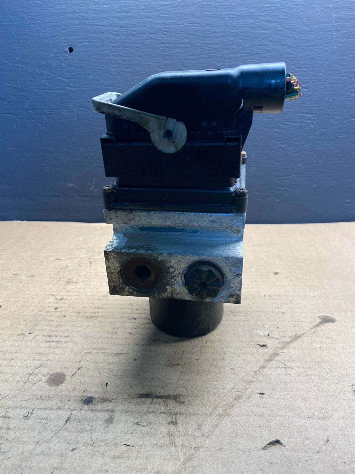 2006 2007 Ford E250 E350 Anti-Lock ABS Antilock Brake Pump ab7214 DG3
