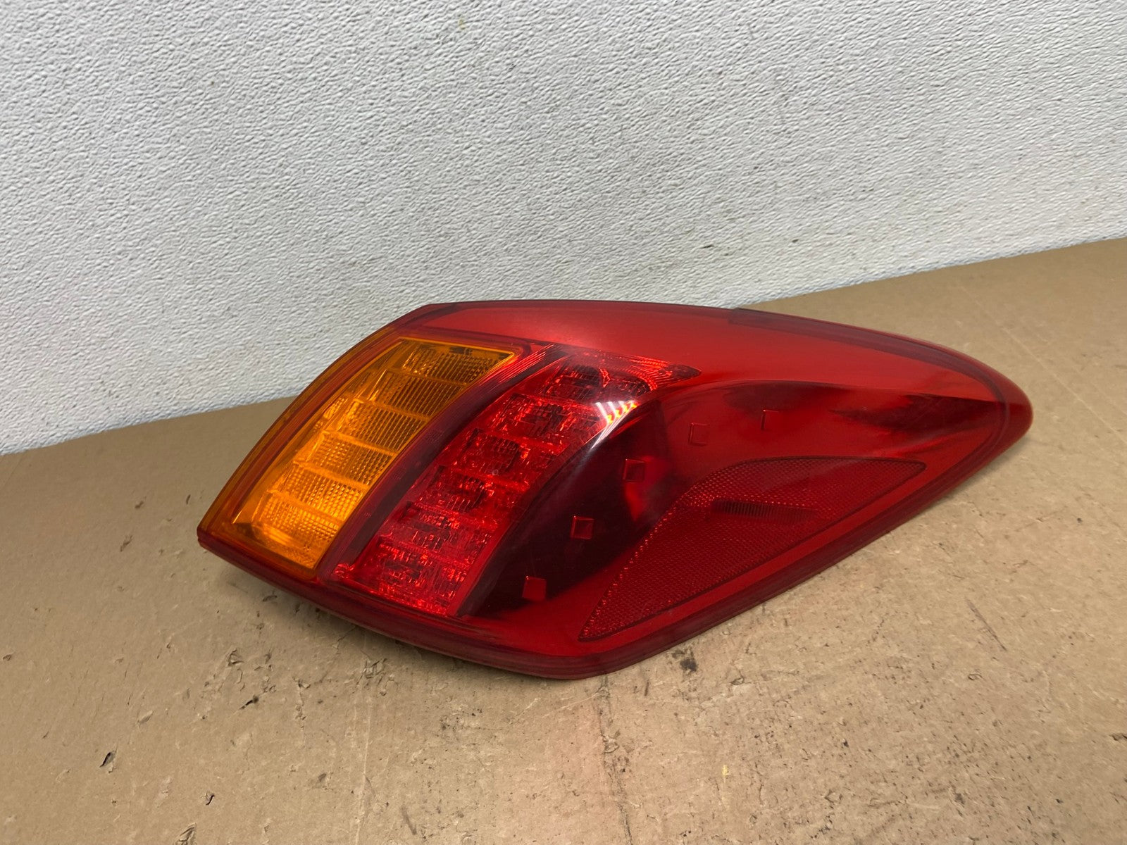 2009 2010 Nissan Murano Right Passenger Rh Side Tail Light AC7214 LK0