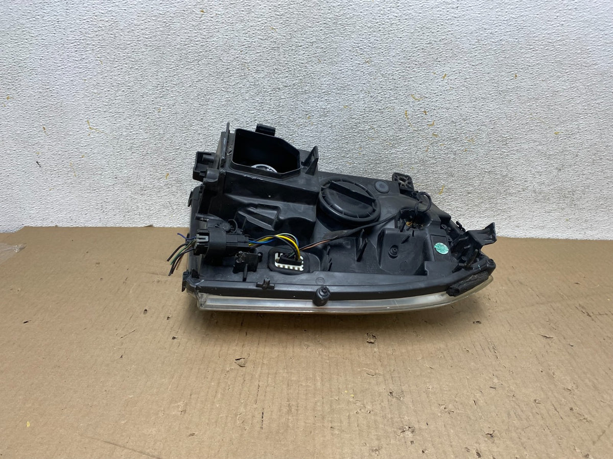 2007 - 2014 Cadillac Escalade Right Passenger Side Xenon HID Headlight AH5853 DW7
