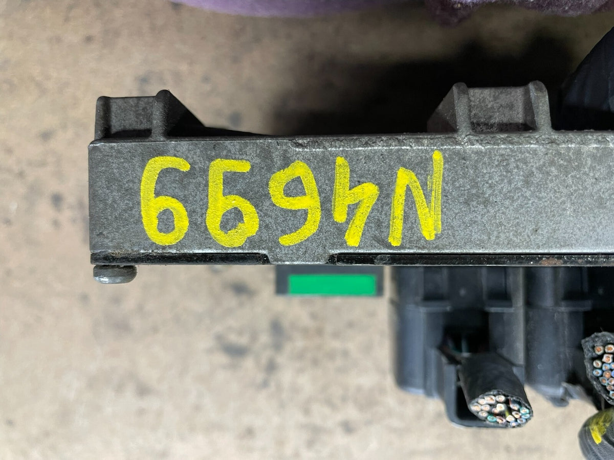 2008 to 2010 Dodge Charger 3.5L Engine Control p05187022ad N4699 DG3