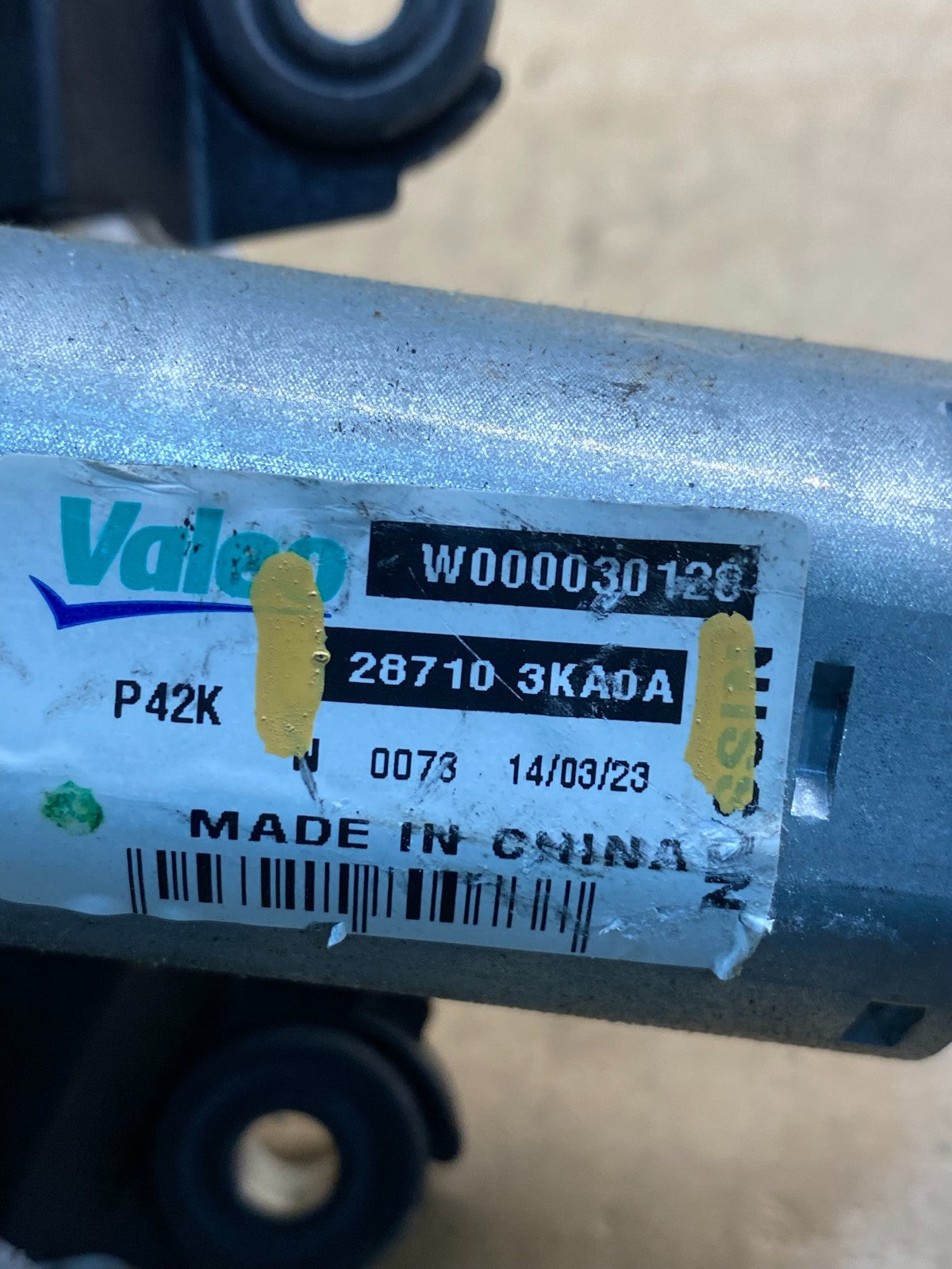 2013-2016 Nissan Pathfinder Back Door Rear Wiper Motor Wiper Blade AB3964 DG6