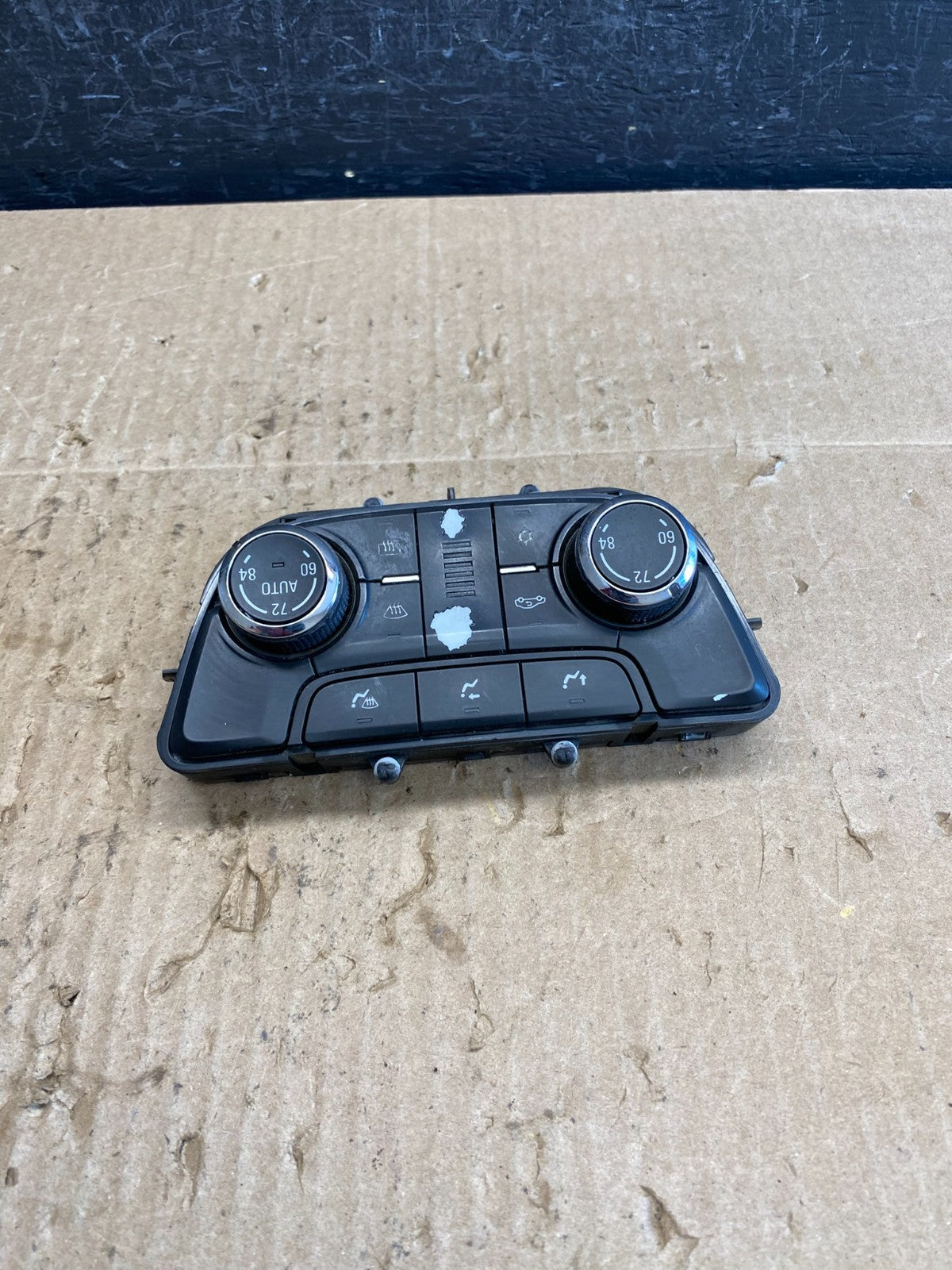 2013 to 2017 Buick Encore Climate Control AC HVAC 22944943 AC9197 DG1