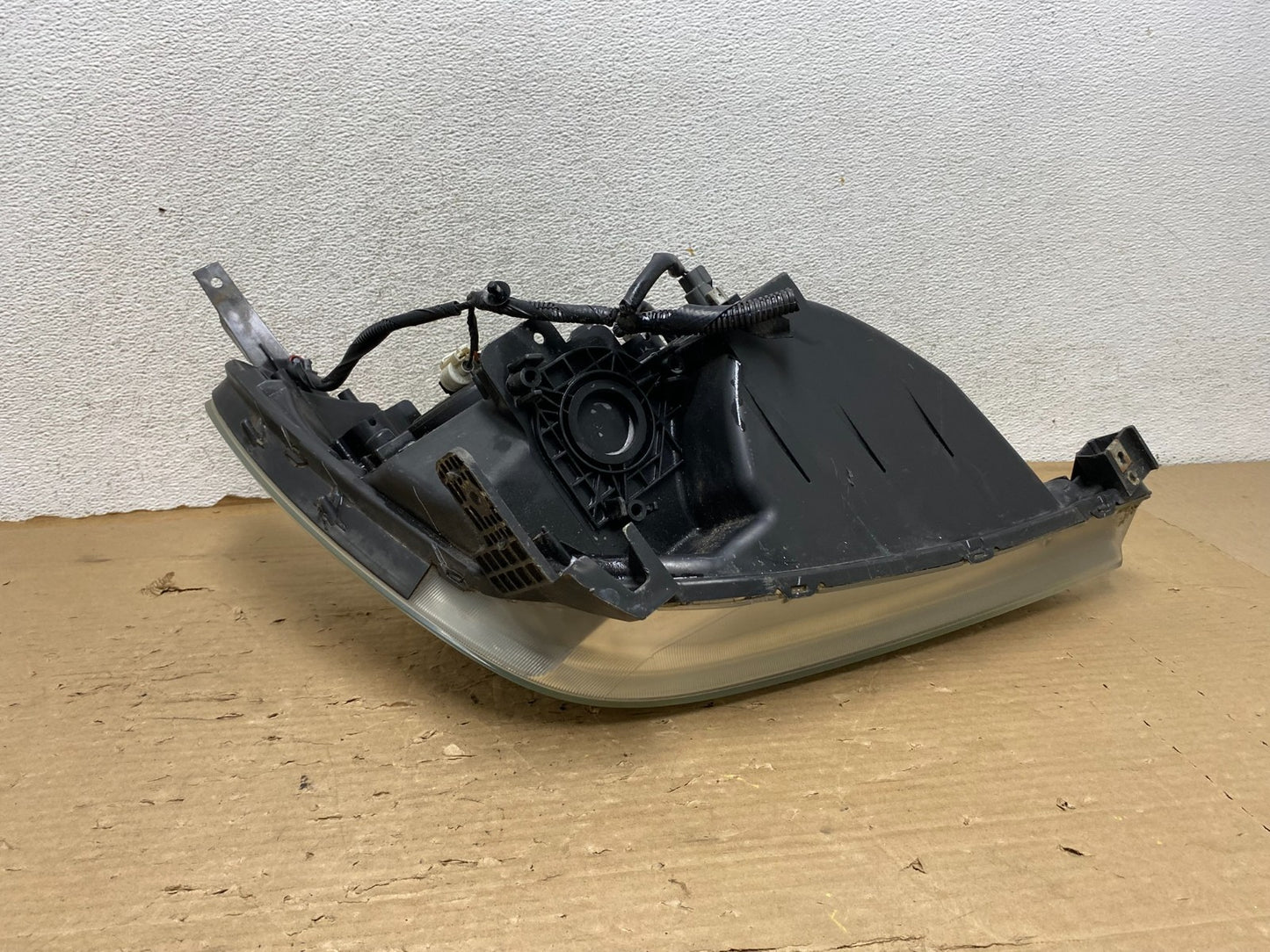 2005 2006 2007 Honda Odyssey Left Driver LH Side Halogen Headlight AG8325 DW7