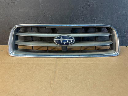 2003 to 2005 Subaru Forester Front Upper Grill Grille AE0833 DG0