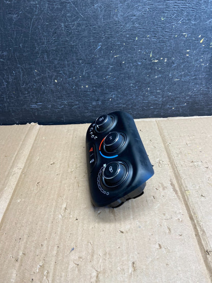 2013 to 2016 Dodge Dart AC Heater Temperature Climate Control AI2784 DG1