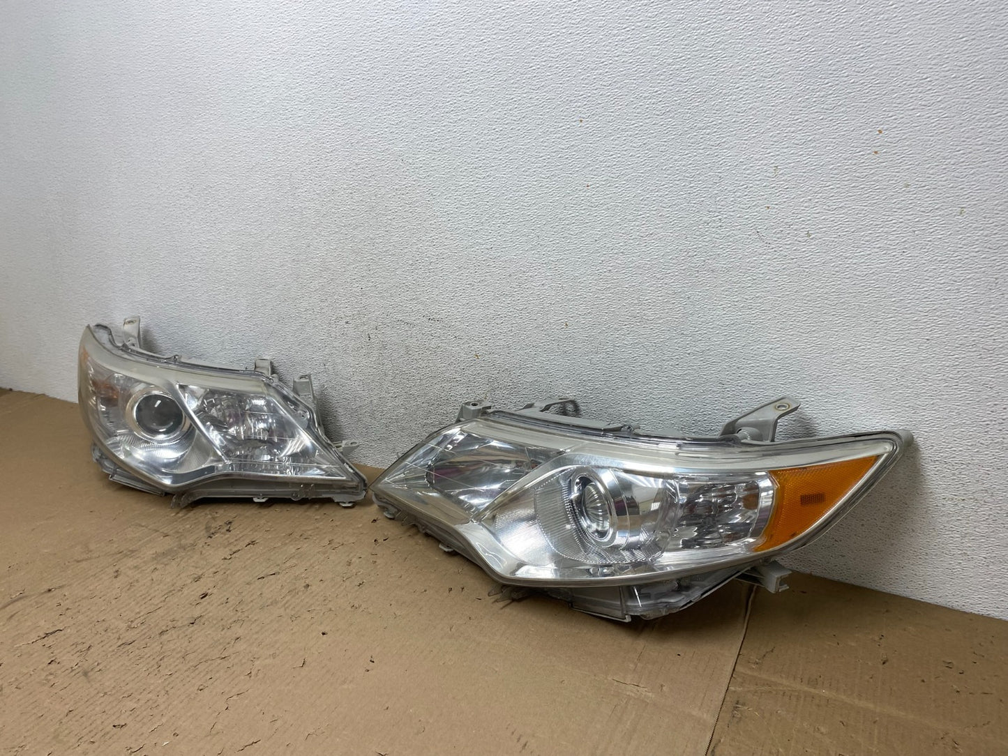 2012 2013 2014 Toyota Camry Left+Right Halogen Headlights AE8871 DW1