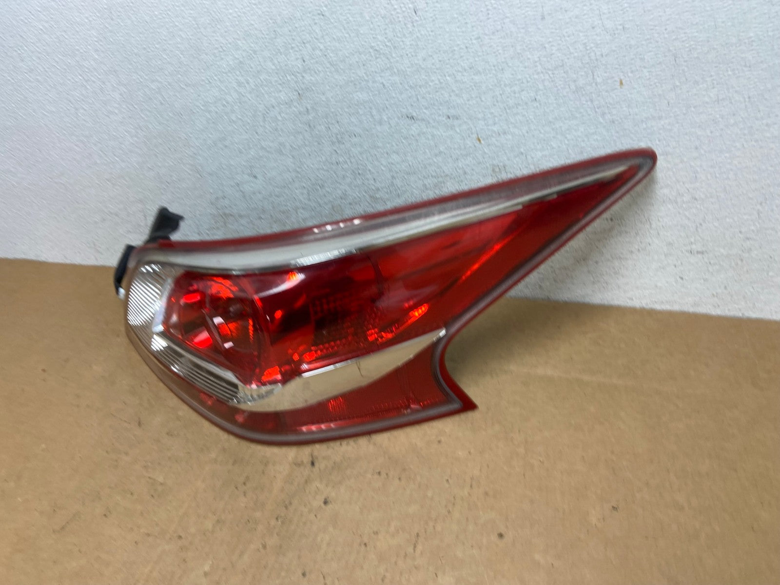 2013 2014 2015 Nissan Altima Right Passenger RH Side Tail Light AD4735 LK1