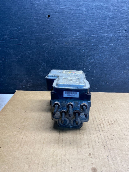 2004-07 Chevrolet Express ABS Pump Control 13567136 Module AH7234 DW2