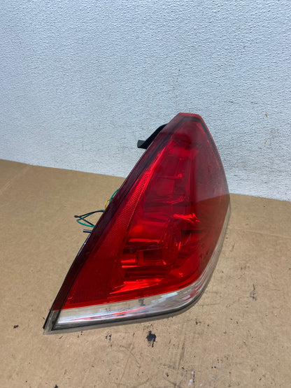 2006 to 2012 Chevrolet Impala Left Driver Lh Side Tail Light AD6376 LK2