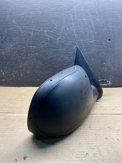 2003-2006 Chevrolet Tahoe Suburban Right Passenger Turn Door Mirror AH96471