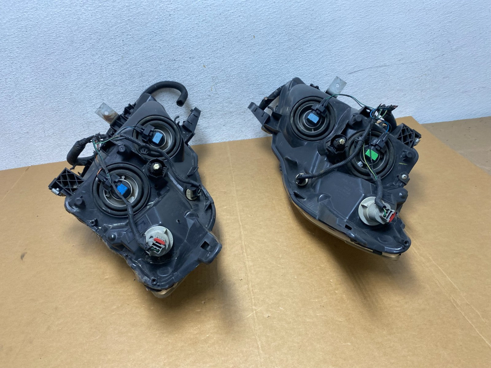 Sedan 2007 2008 2009 Nissan Altima Left+Right Set Headlights AD8944 DW9