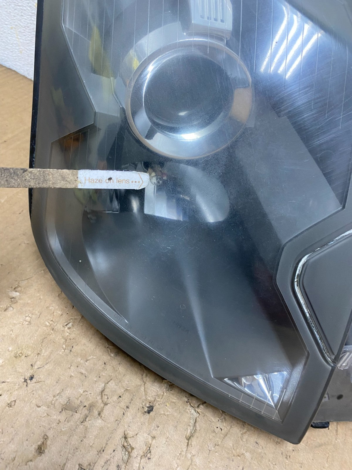 2003 to 2007 Cadillac CTS Right Passenger RH Halogen Headlight AI9181 DW5