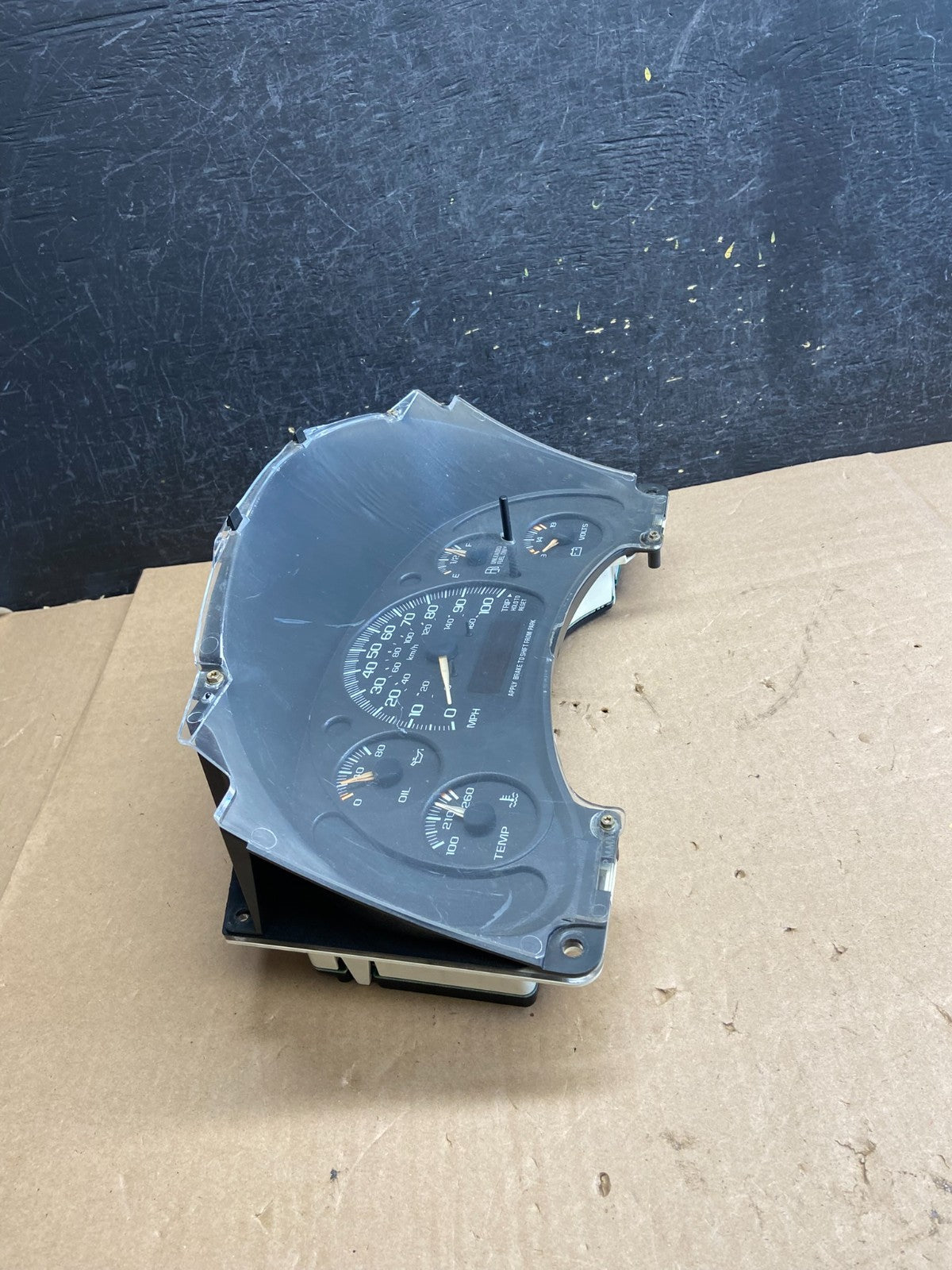 2000 to 2005 Chevrolet Astro Cluster Gauge Speedometer ECM AI3251 DG1