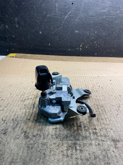 2011 to 2017 Nissan Quest Rear Wiper Motor Z4980 PS1
