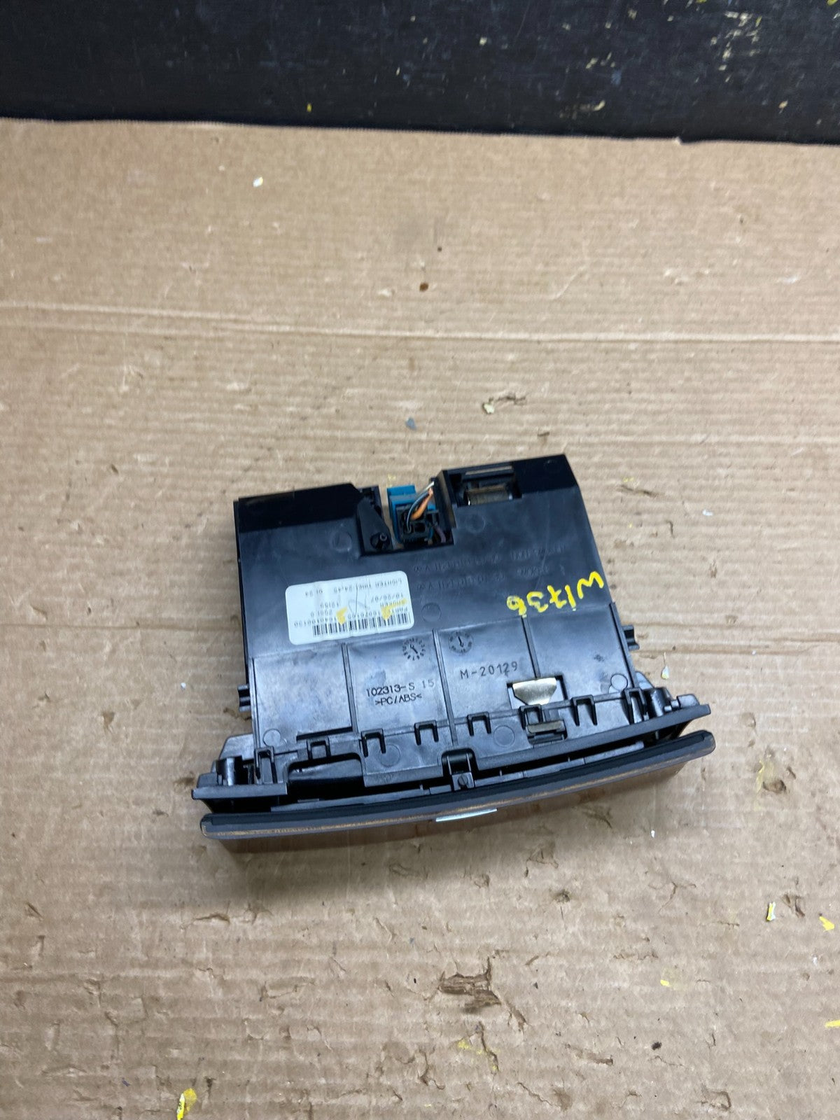 2007-2012 Mercedes GL450 X164 Center Console Ash Tray Compartment OEM W1736 DG6