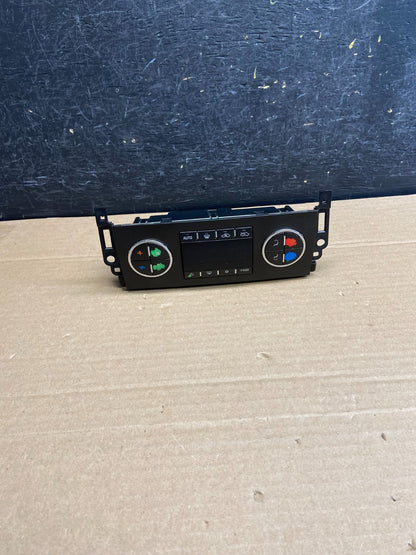 2007-2011 GMC Yukon Tahoe Automatic Climate Temperature Temp Control AG5058 DG0