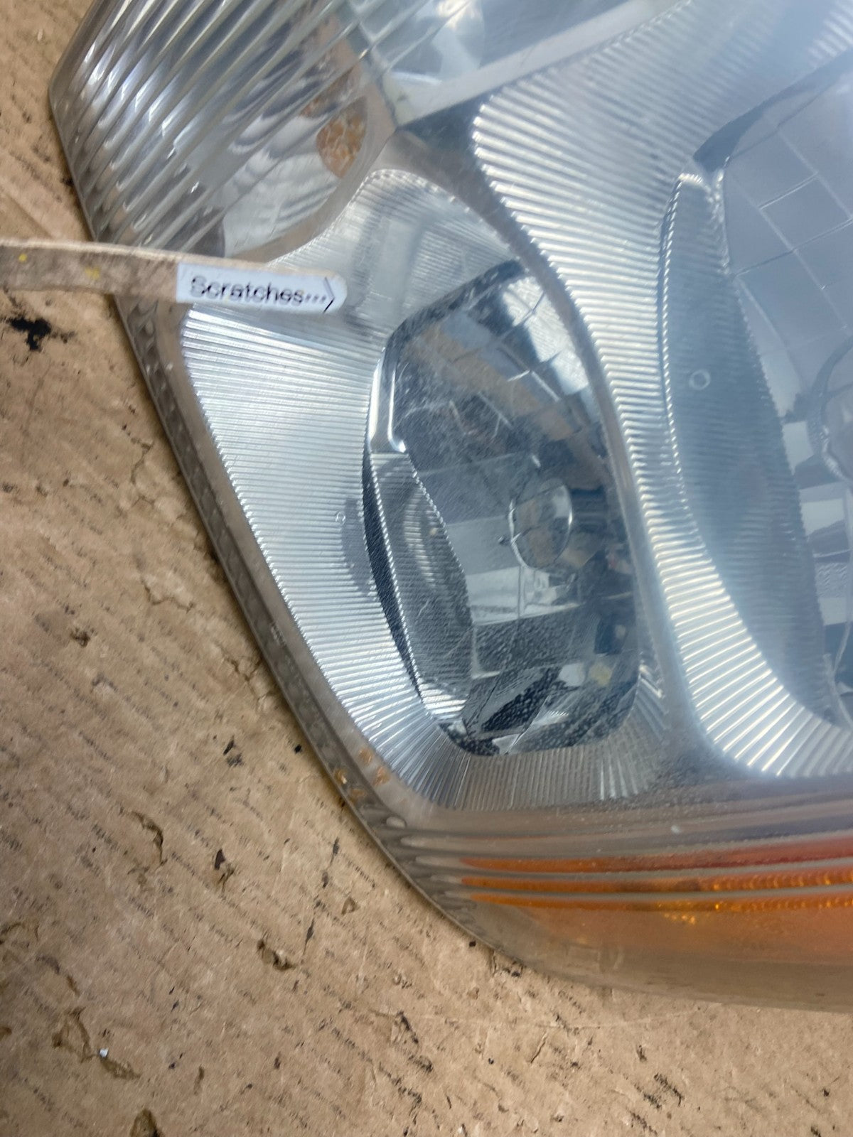 2002 to 2006 Cadillac Escalade Left Driver Lh Xenon HID Headlight Oem AB3360 DW3
