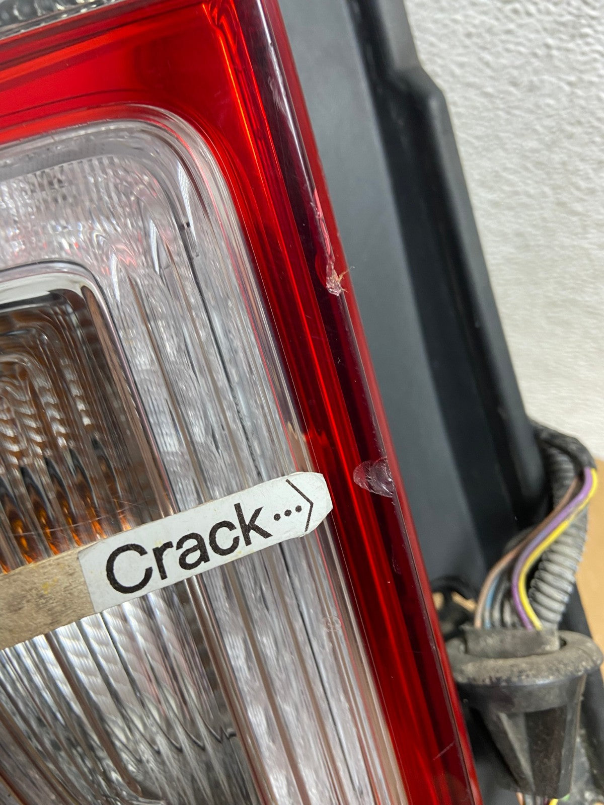 2011 2012 2013 2014 2015 Ford Explorer Left Driver LH Side Tail light AE2700 LK4