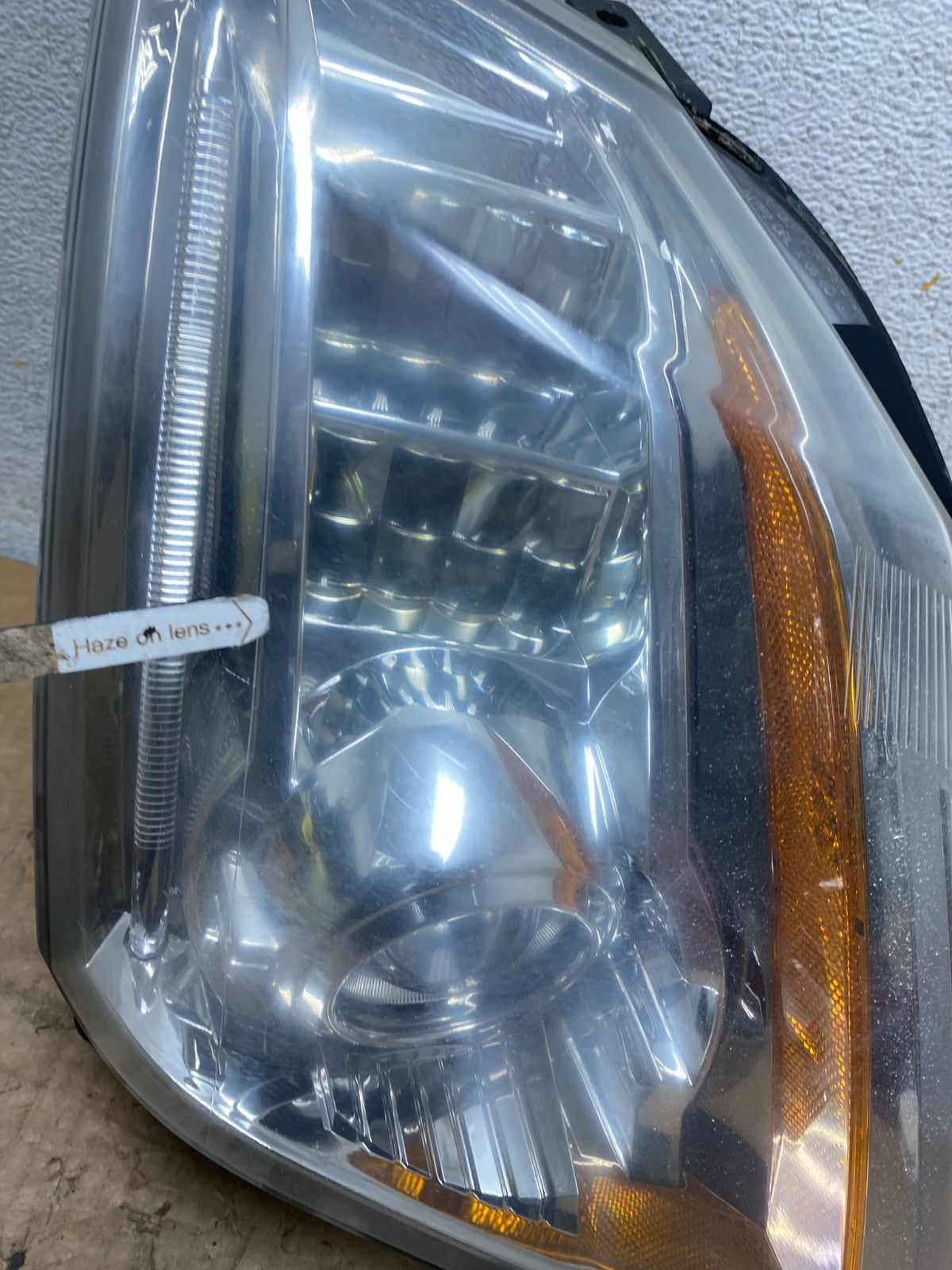 2008 to 2014 Cadillac CTS Right Passegner RH Side Xenon Headlight AI9177 DW5
