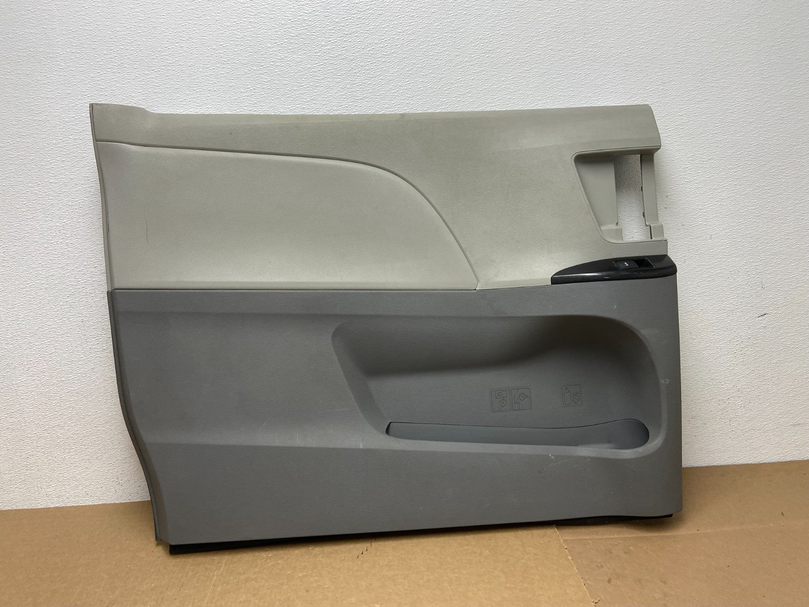2011-2014 Toyota Sienna Rear Left Driver LH Door Trim Cover Panel AC0035 DG0