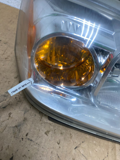 2006 to 2007 Saturn Vue Headlight Right Passenger Side Halogen AD3748 DW4