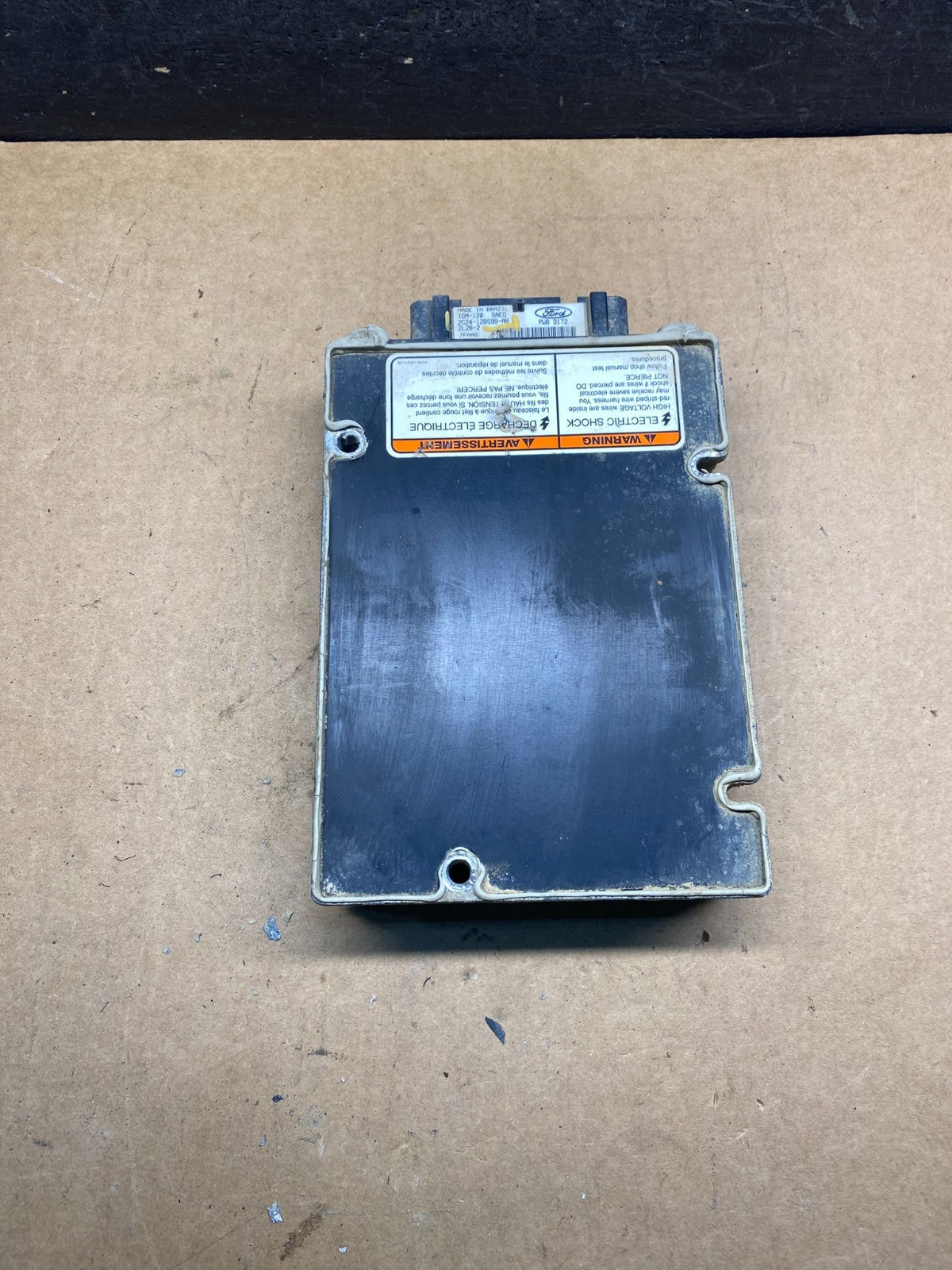 1999 to 2003 Ford F250 7.3L Diesel Driver Fuel Injector Control Module ah7000 DG1