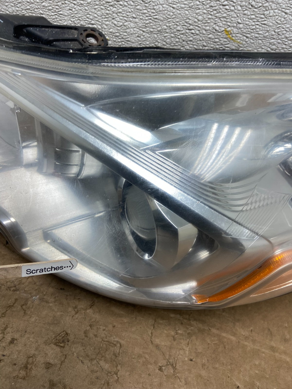 2013 2014 Subaru Legacy Outback Left Driver Halogen Headlight Y6941 DW3