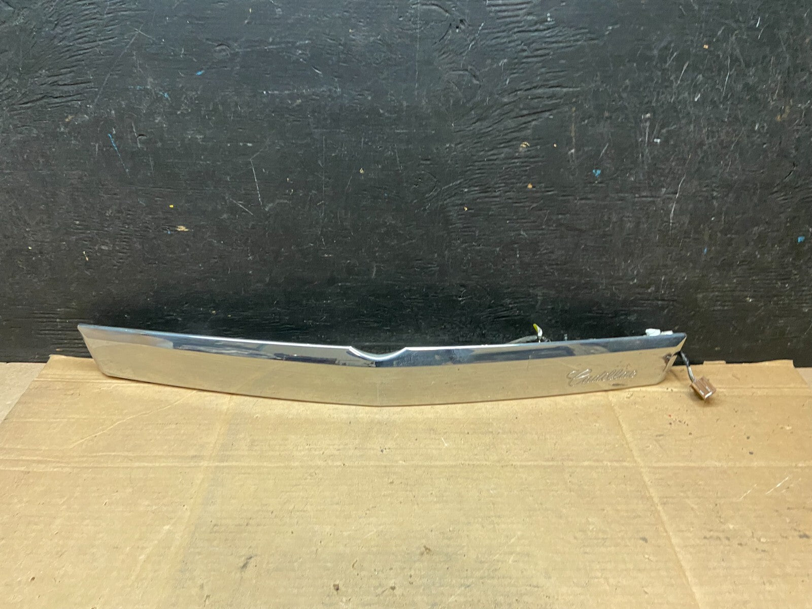 2010 to 2015 Cadillac SRX Rear Liftgate Tailgate Finish Molding i2933 PS0
