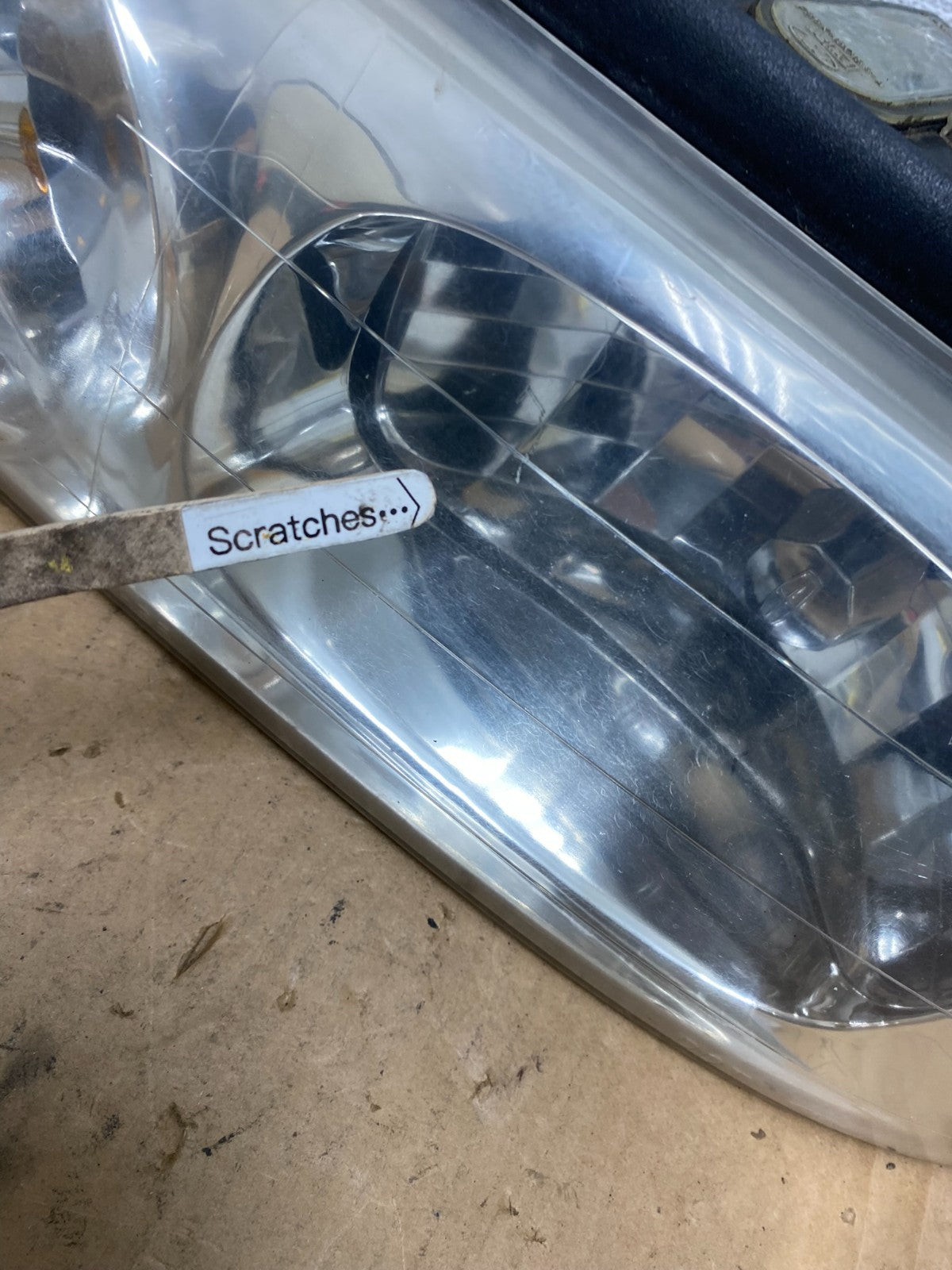 1998 to 2002 Lincoln Navigator Left Driver Lh Halogen Headlight AD2769 DW3