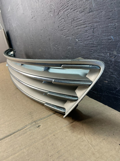 2002 to 2004 Lexus ES300 ES330 Front Upper Grill Grille AD0253 DG1