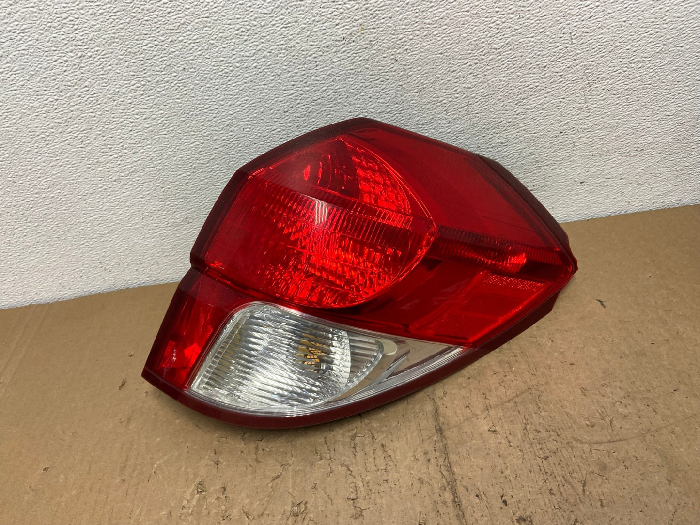 2008-2009 Subaru Outback Wagon Right Passenger RH Side Tail Light AC7307 LK0