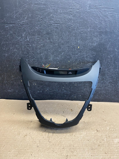 2011-2013 Hyundai Elantra Dash Radio Bezel Clock Display Trim AH5152 DG0