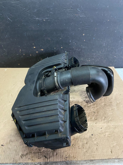 2007 to 2010 BMW E70 X5 N62 Air Intake Cleaner Filter 7548896 OEM O0620 DG3