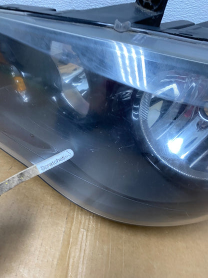 2008 to 2016 Chrysler Town and Country Left+Right Side Headlights AE0424 DW4