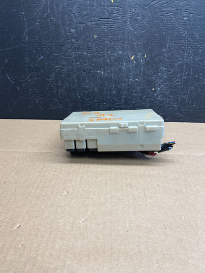2004 to 2006 Nissan Quest Fuse Box Relay Control Module Unit 284B7CK020 AC61350