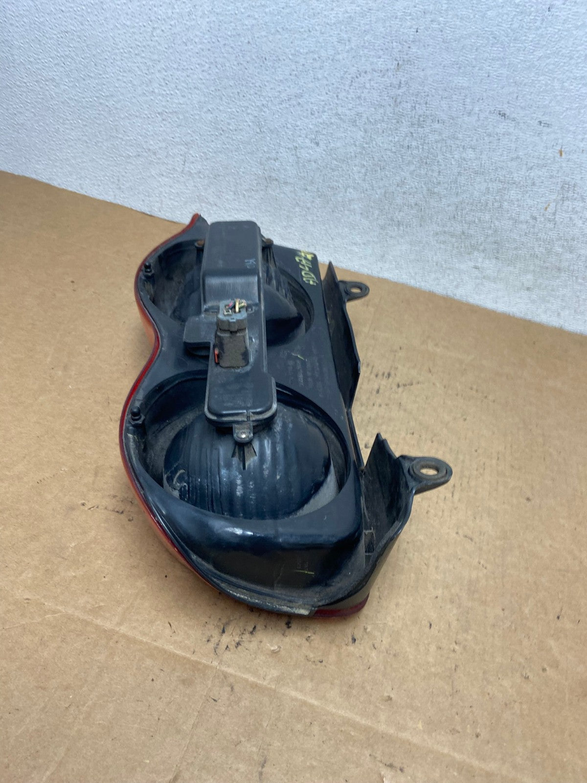 2004-2009 Dodge Durango Tail Light Left Driver Side LH AD4720 LK5