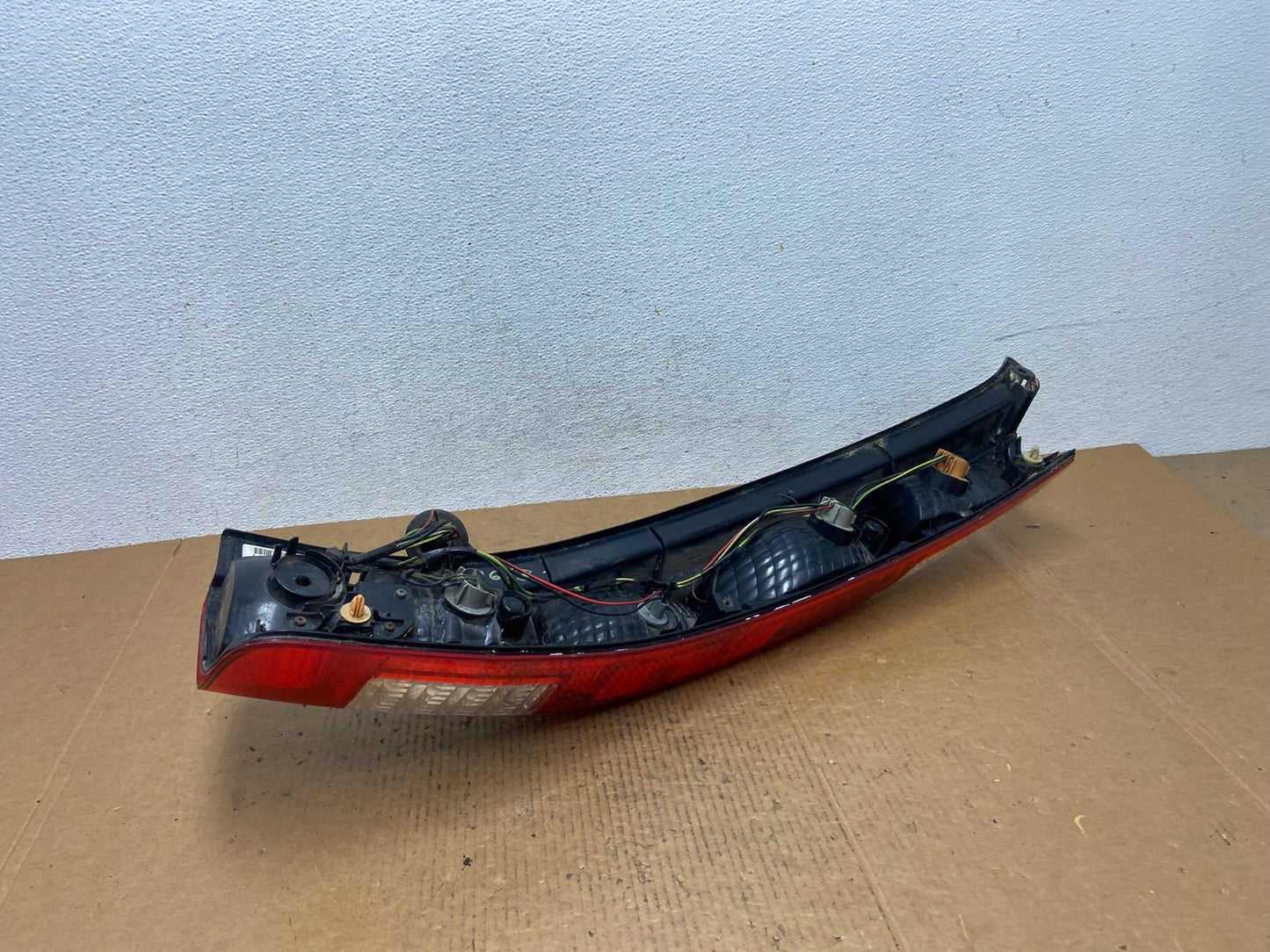 2005 to 2006 Honda Cr-v Crv Left Driver LH Tail Light AE0613 LK4