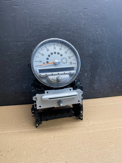 2007 - 2010 Mini Cooper Speedometer Cluster Gauge AG0146 DG0