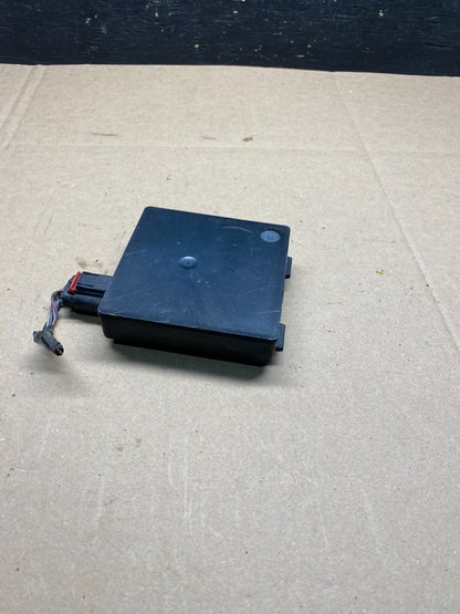 2013 to 2018 Ford Lincoln Rear Radar Blind Spot Module r8717 DG4