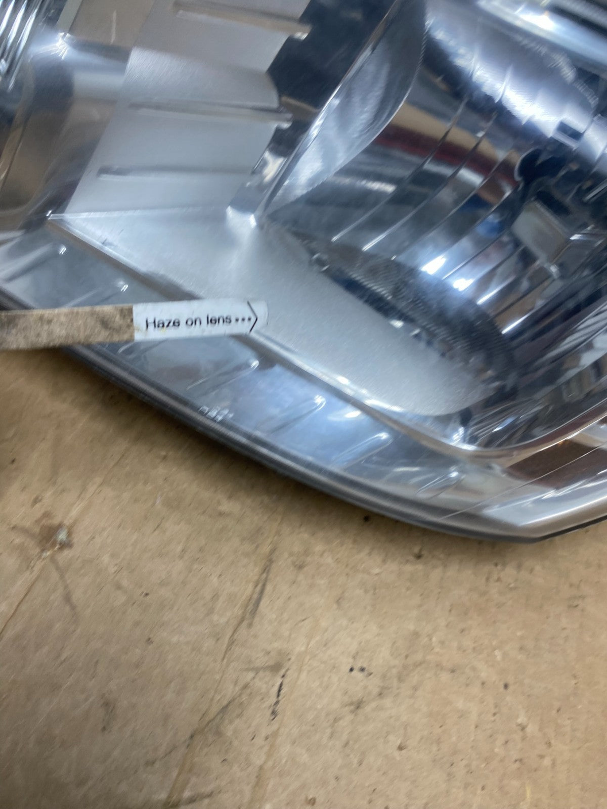 2009 to 2017 Dodge Journey Headlight Left Driver Lh Side Halogen AD6072 DW4