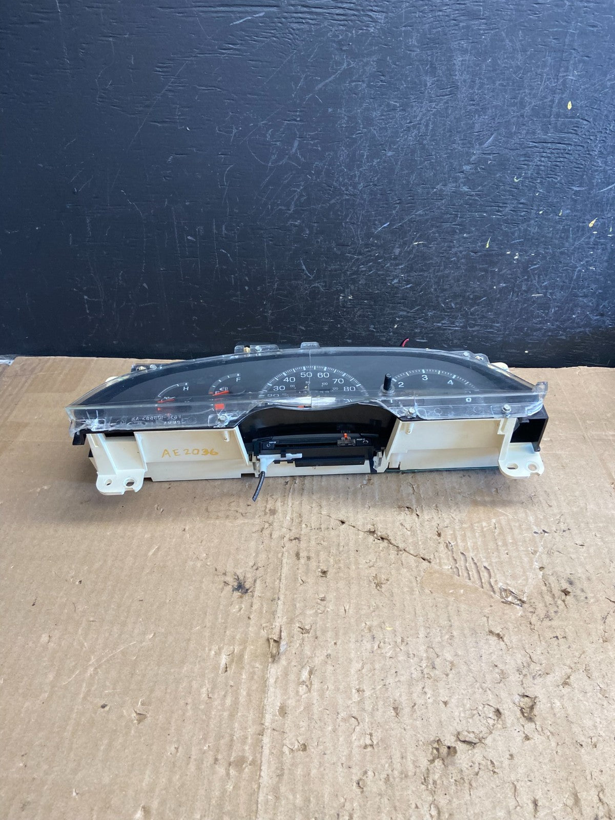 1997 - 1998 Ford F150 F-150 Speedometer Cluster Gauge ae2036 DG6