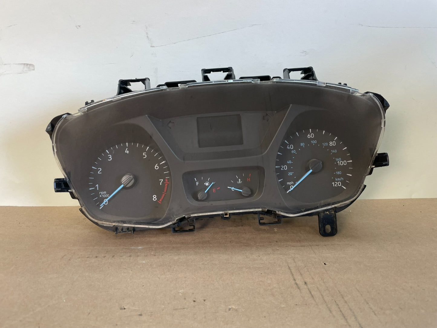 2015 to 2016 Ford Transit 150 Speedometer Cluster Gauge AG1046 DG0