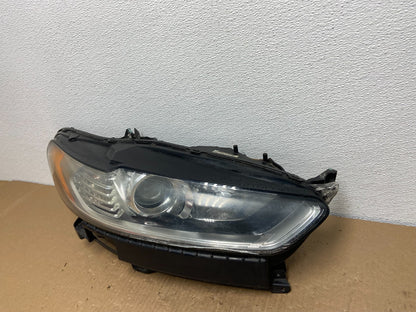 2013 to 2016 Ford Fusion Right Passenger Rh Side Headlight AB6605 DW1