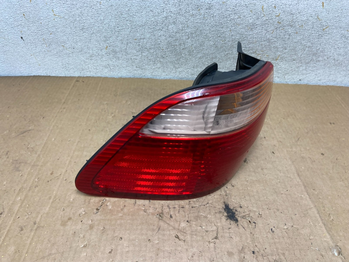 1998 to 2000 Honda Accord Sedan Tail light Left Driver LH Side AI9266 LK2